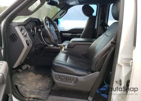 2015 Ford F250 Super Duty из США, поврежденный, VIN 1FT7W2BT2FEA08077